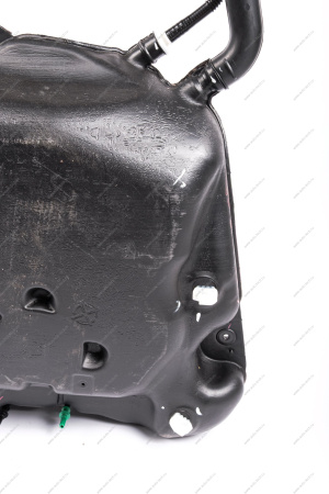 Бак топливный инжекторный пластик в сборе с ЭБН LADA Largus (р3м,р4м) ( без упаковки) Lada LADA 8450009499