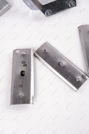 Кр-н заднего бампера ВАЗ-2108 (комплект) без болтов крепл бампера 21080-2803168-00 Тольятти Тольятти 21080280403435