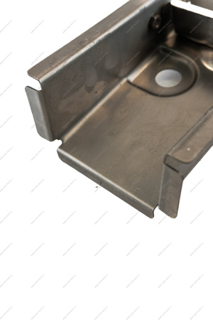 Поддомкратник передний левый ВАЗ-2123 Kamaz KAMAZ 21230510134163