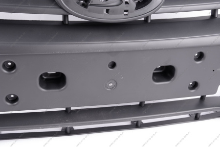 Решетка радиатора (FL) LADA GRANTA 2018- Lada LADA 8450100959