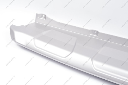 Накладка LADA Largus Cross (FL) NEW переднего бампера центральная (цвет серебристый) Lada LADA 8450095697