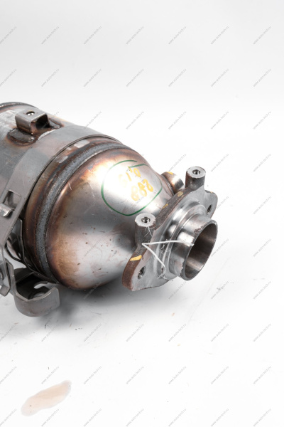 Каталитический нейтрализатор выхлопных газов Renault Logan II 2014>, Sandero 2014>, Dokker 2012- (Коллектор выпускной) Renault RENAULT 208A03629R