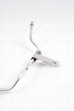 Трубопровод конденсатора испарителя LADA XRAY/Largus FL Renault RENAULT 924402763R