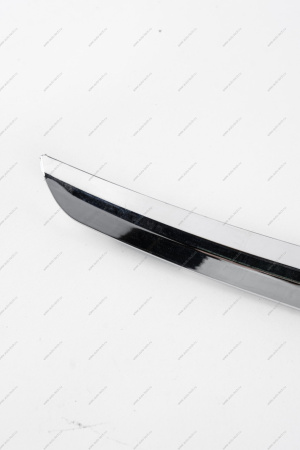 Молдинг переднего бампера верхний правый (хром) LADA Largus (FL) NEW Lada LADA 8450090634