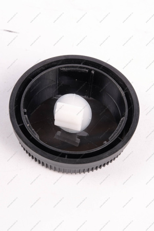 Пистон ВАЗ-2123 крепления молдинга, обтекателя порога н/о Lada LADA 21230821233000 Пистон ВАЗ-2123 крепления молдинга, обтекателя порога н/о Lada LADA 21230821233000