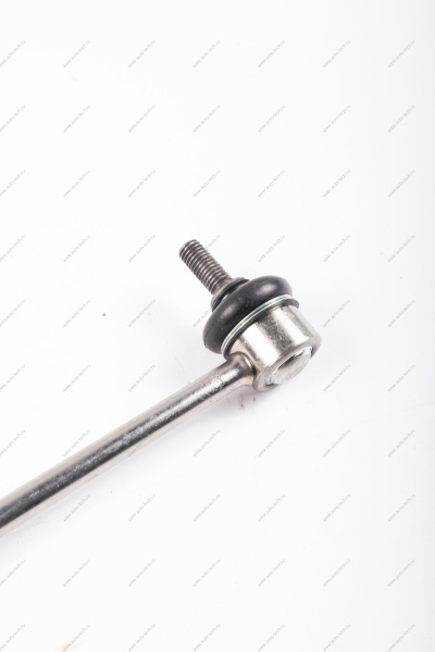 Стойка переднего стабилизатора поперечной устойчивости с шарниром в сборе LADA Vesta PILENGA Pilenga TSP2409