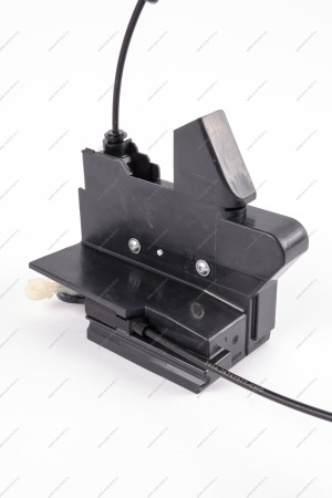 Замок передней двери левый LADA Vesta FL Lada LADA 8450040360