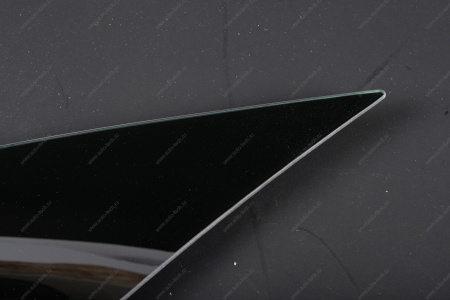 Стекло LADA Vesta/Веста окна боковины правое (тонирован) (Tinted) Lada LADA 8450007569