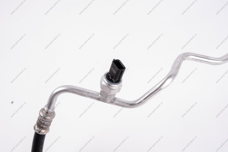 Трубопровод конденсатора LADA XRAY/Largus FL Renault RENAULT 924409059R