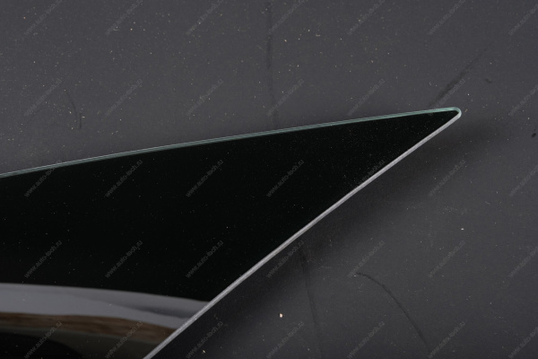 Стекло LADA Vesta/Веста окна боковины правое (тонирован) (Tinted) Lada LADA 8450007569