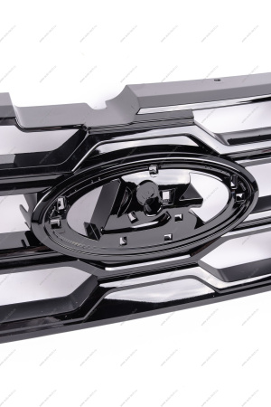 Решетка переднего бампера средняя LADA Vesta SW Cross NG Lada LADA 8450042842