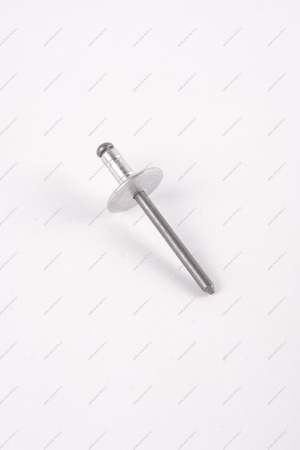 Заклепка RENAULT Logan/Рено Логан 2014- d=4,8мм Renault RENAULT 7705096011