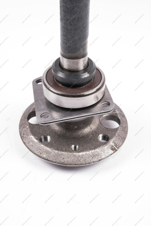 Полуось ВАЗ-2101-2107 заднего моста АвтоВАЗ LADA 21030-2403069-00