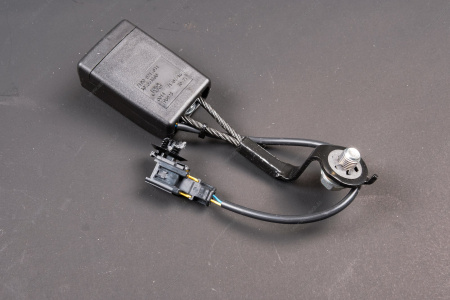 Фиксатор ВАЗ-2190 ремня безопасности переднего левый Lada LADA 8450060788