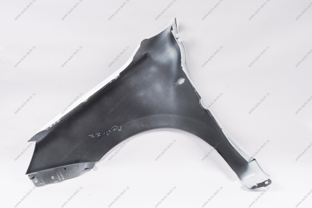 Крыло переднее правое (FL) LADA GRANTA 2018- крашеное в цвет 221Ледниковый (белый) с отв. п/повт. АвтоВАЗ LADA 8450104272-221