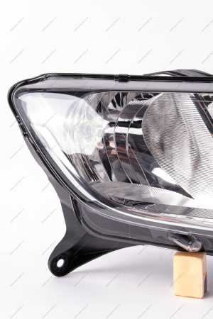 Фара правая LADA Largus (FL) NEW лампа H7 ORIGINAL Lada LADA 8450095268