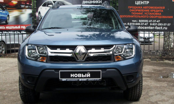 Бампер передний RENAULT Duster крашеный Cиний минерал RNF c отв под птф 2010-2014 Api Api 620220030R-RNF