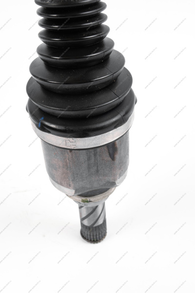 Привод переднего колеса левый LADA LargusКПП-JR5 (наруж. 23 шл./внутр. 26 шл.) Renault RENAULT 391014232R