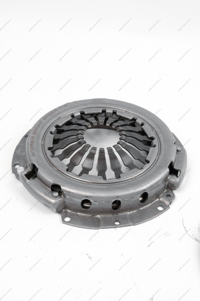 Сцепление в сборе LADA Largus (без выж. подш гидр привод) к-т 826853AVT (АВТОПРИБОР) Lada LADA 302050901R