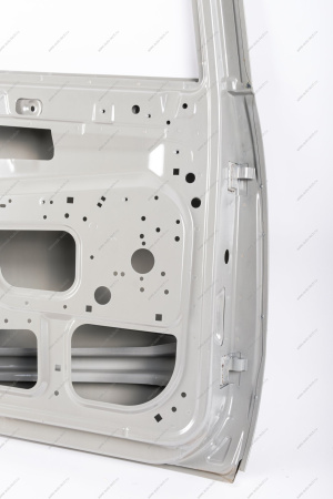 Дверь ВАЗ-1118/2190 задняя левая с брусом безопасности и прокладкой изоляционной (катафорезный грунт) Lada LADA 11180620001585