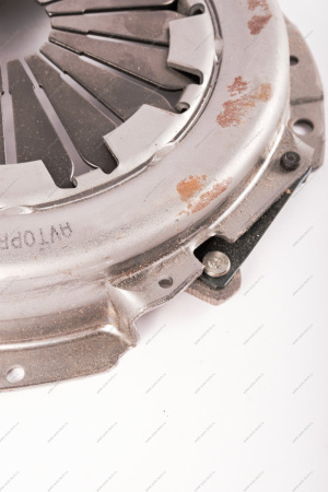 Диск ВАЗ-21214 сцепления нажимной (корзина) (VALEO) Lada LADA 21214160108500