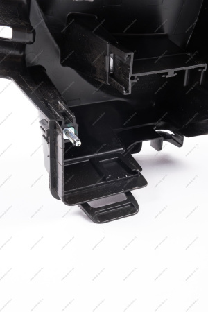 Корпус LADA Largus монтажного блока моторного отсека (без предохранителей) Lada LADA 243809584R