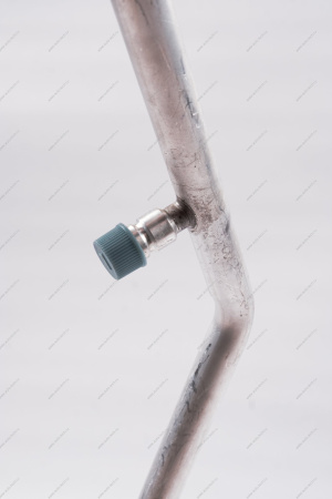 Трубопровод компрессор-испаритель с хомутом в сборе ВАЗ-2123 н/о Lada АвтоВАЗ 21230812077022