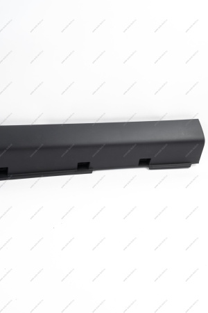 Облицовка LADA Largus Cross (FL) NEW порога правая с лентой Lada LADA 8450091634