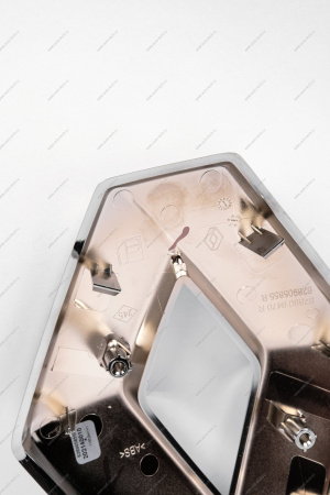 Эмблема RENAULT Logan 2014- решетки радиатора ( Ромб) Renault RENAULT 628909470R