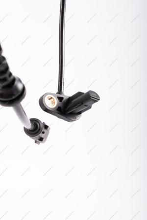 Датчик ABS LADA Largus/Logan1/Sandero задний левый Renault RENAULT 479000527R