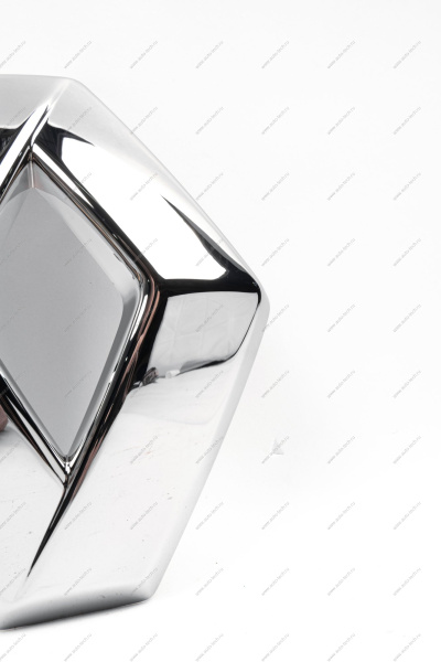 Эмблема RENAULT Logan 2014- решетки радиатора ( Ромб) Renault RENAULT 628909470R