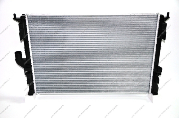 Радиатор охлаждения RENAULT Sandero/LADA Largus под авто с кондиц. после 03.2008 8кл BodyParts  RNLOG08-910