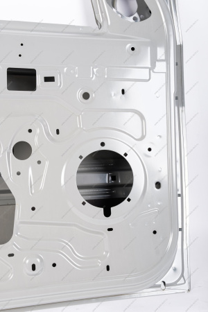 Дверь передняя левая (без отв под молдинг, с отв под личинку) LADA Largus (FL) NEW Lada LADA 8450013113