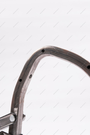 Петля ВАЗ-2190 крышки багажника правая (ВМЗ) Lada LADA 21900560501001