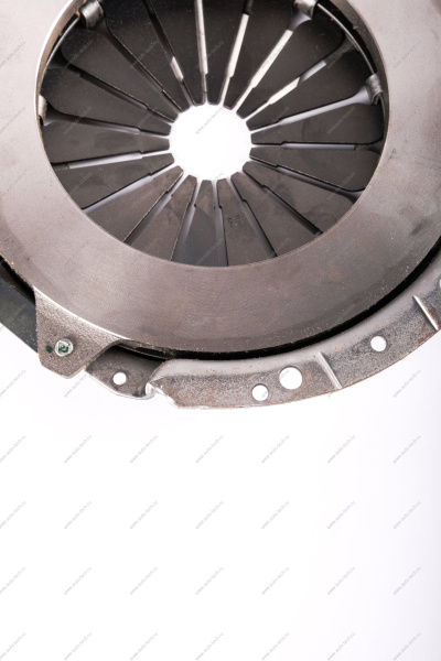 Диск ВАЗ-21214 сцепления нажимной (корзина) (VALEO) Lada LADA 21214160108500