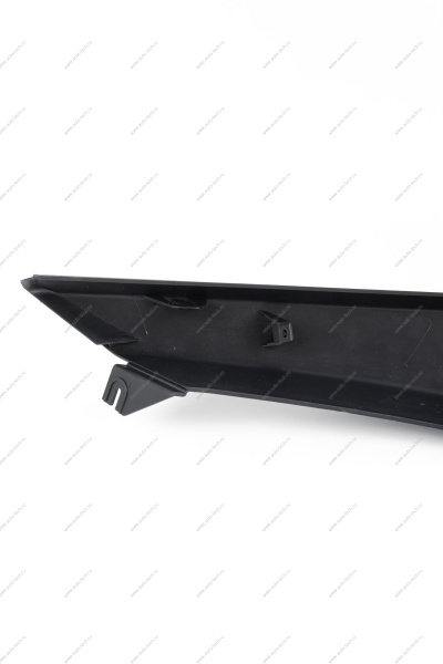 Накладка переднего бампера правая LADA Largus Cross (FL) NEW Lada LADA 8450090642