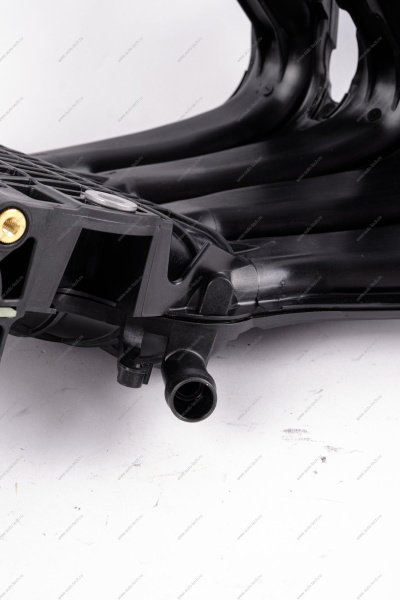 Впускной коллектор LADA XRAY дв. Н4М Renault RENAULT 140036278R