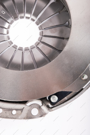 Сцепление в сборе LADA XRAY/Renault Logan / Sandero / Fluence / Duster / Arkana / Kaptur КПП-JH3 дв H4M без подшипника 215мм ( в упаковке LECAR) (Автоприбор) Lada LADA 302054100R