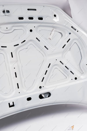 Капот ВАЗ-2190 крашеный 240 Белое облако Начало НАЧАЛО 21900-8402010-240