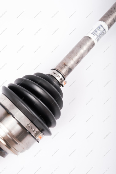 Привод левого переднего колеса LADA XRAY/Largus ( GKN Driveline) Lada LADA 8450020014