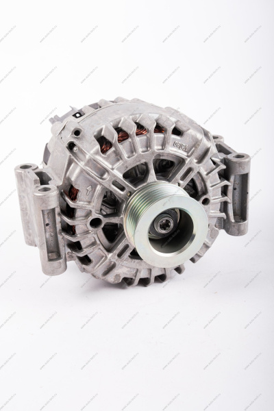 Генератор Lada XRAY ( Valeo) Lada LADA 8450006901