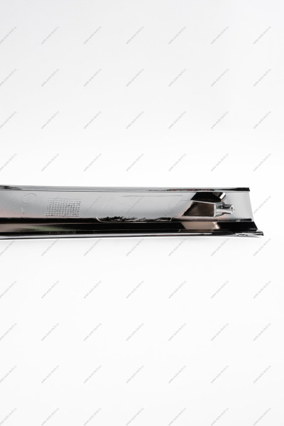 Молдинг LADA Vesta/Веста переднего бампера нижний правый хром Lada LADA 8450031562