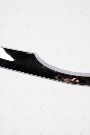 Молдинг решетки радиатора верхний под покраску LADA Largus ( Полад г Тольятти) Lada LADA 8450000246