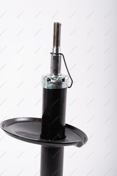 Амортизатор газовый LADA Largus передний подвески для универсала KYB 1шт LADA 338112