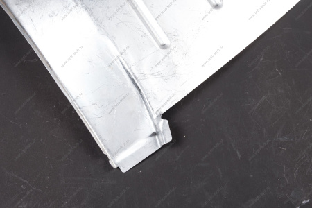 Соединитель ВАЗ-2170 заднего крыла и пола левый +кронштейн Kamaz KAMAZ 21700-8404069-63