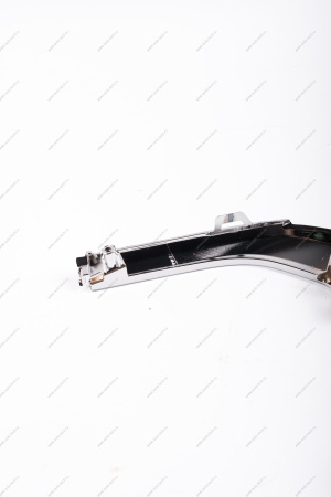 Молдинг переднего бампера нижний левый (хром) LADA Largus (FL) NEW Lada LADA 8450090636