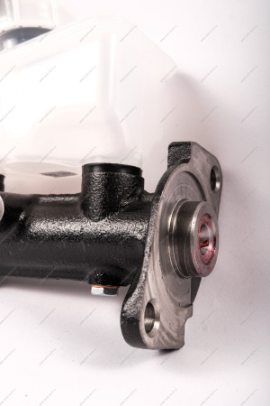 Цилиндр тормозной главный ВАЗ-2108 с бачком (фирм. упак. LADA) Lada LADA 21080350500600