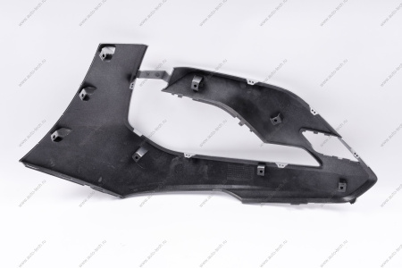 Накладка переднего бампера правая без отвер. под датчик слепой зоны в цвет 691 Платина (Серебристый) LADA Vesta SW Cross NG Lada LADA 8450040062-691