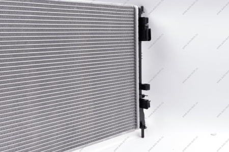 Радиатор охлаждения LADA Largus/RENAULT Logan под авто с кондиц. дв. K7M 8кл MARSHALL Marshall M4991002