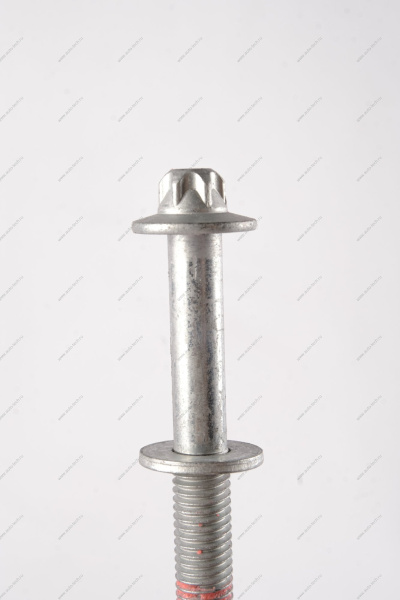 Болт крепления правой опоры подвески двигателя верхний М10* 84*1.5 Lada Vesta Lada LADA 8450030999